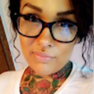 Meet your Posher, Carlee